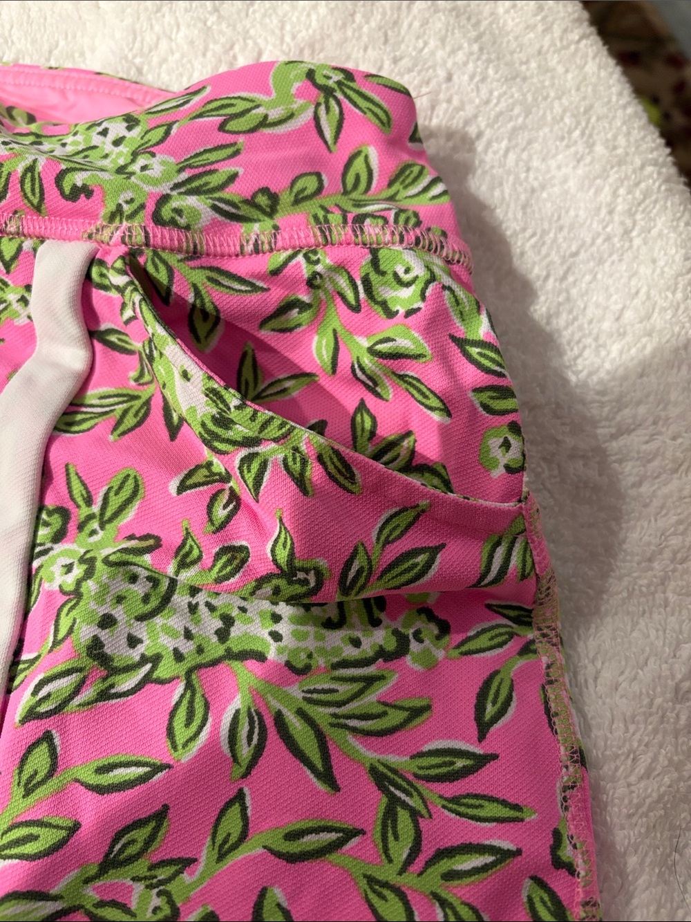 Lilly Pulitzer Pink Tropical Print Skort. Size M only worn once. - Picture 4 of 5